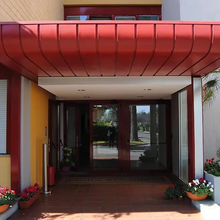 Domus Nascimbeni *